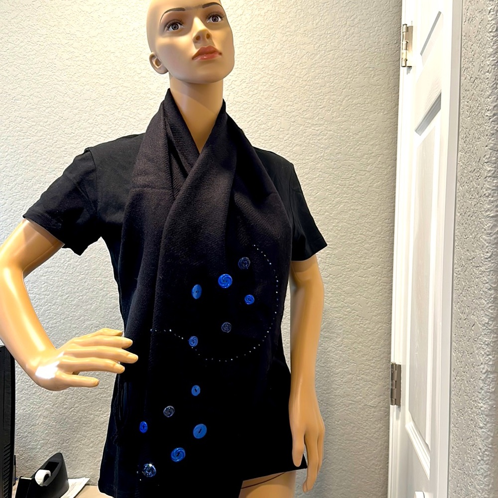 Scarves with blue bottoms